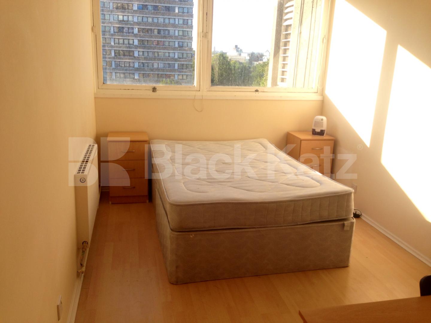 			3 Bedroom, 1 bath, 1 reception Apartment			 Cranmer House, Surrey Lane, Battersea Park 